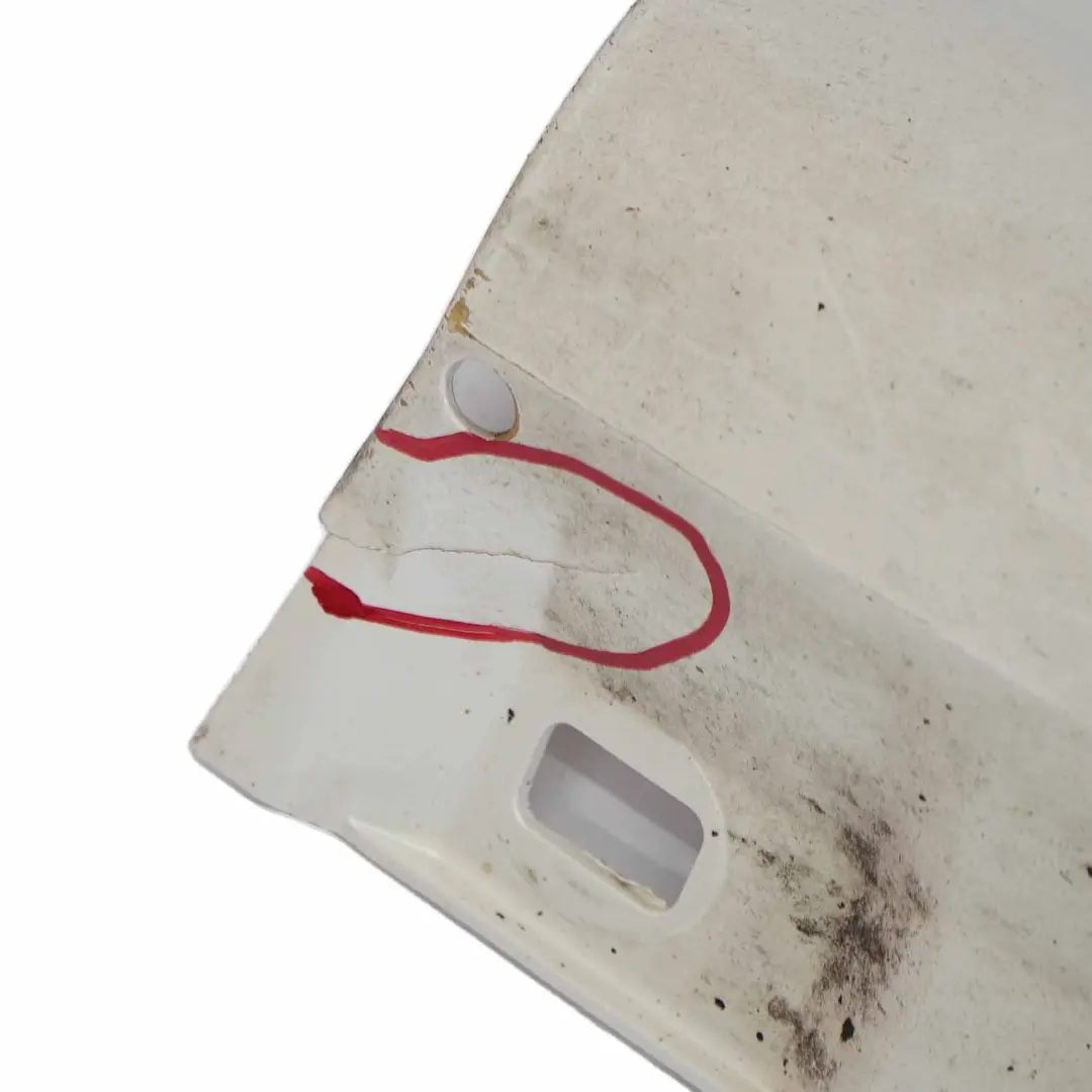 C63 Copertura minigonna laterale AMG sinistra Diamond White - 799 per Mercedes W204 con numero di parte A2046982754 Mercedes W204 C63 Copertura minigonna laterale AMG sinistra Diamond White - 799 - SKU A2046982754-DWM - Numero di parte A2046982754