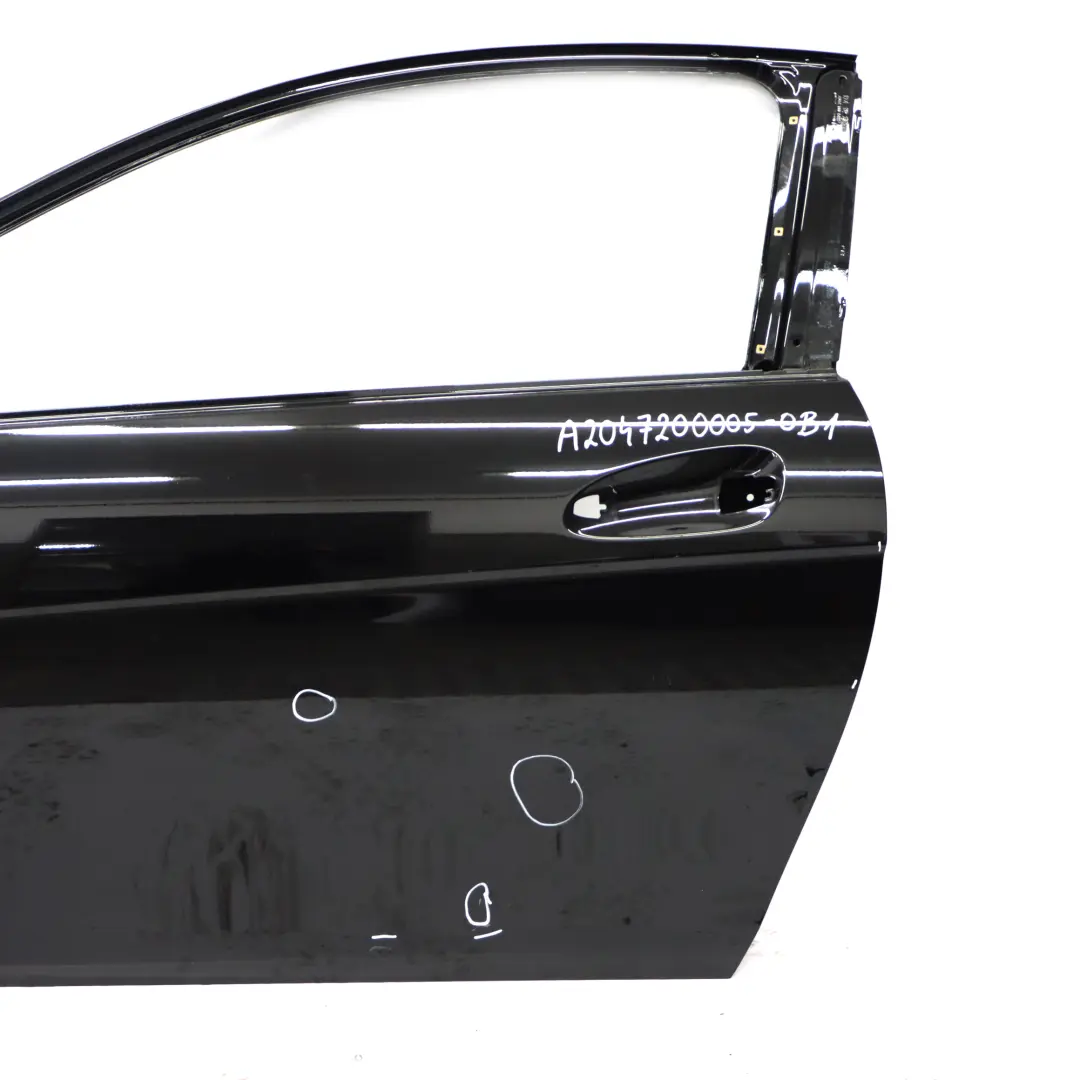 Coupé Puerta Delantera Izquierda Negro Obsidiana - 197 para Mercedes C204 W204 con número de pieza A2047200005 Mercedes C204 W204 Coupé Puerta Delantera Izquierda Negro Obsidiana - 197 - SKU A2047200005-OB1 - Número de pieza A2047200005