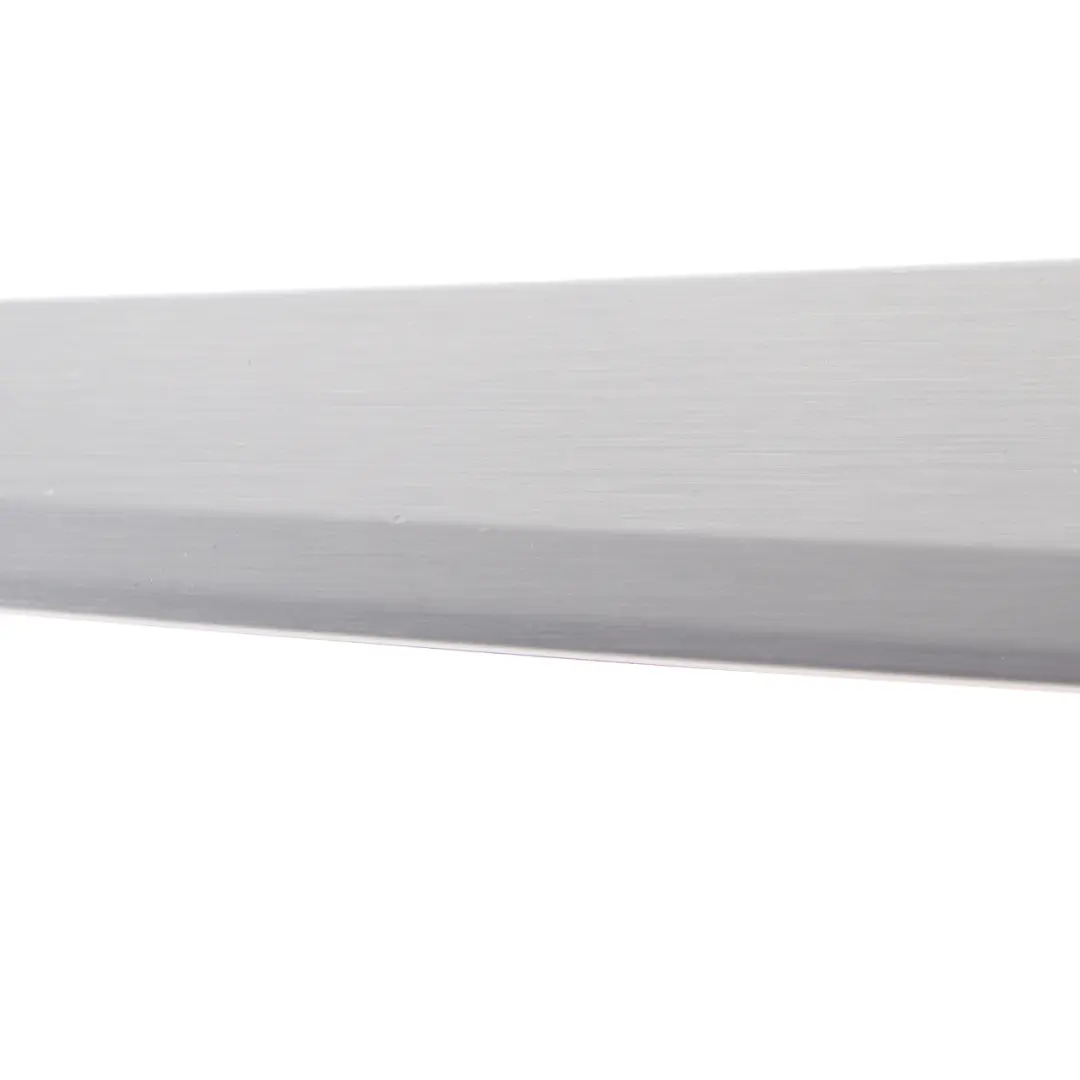 Listwa Zaślepka Panel Boczka Drzwi Lewy Przód do Mercedes W204 o numerze A2047200322 Mercedes W204 Listwa Zaślepka Panel Boczka Drzwi Lewy Przód - SKU A2047200322 - Numer Części A2047200322