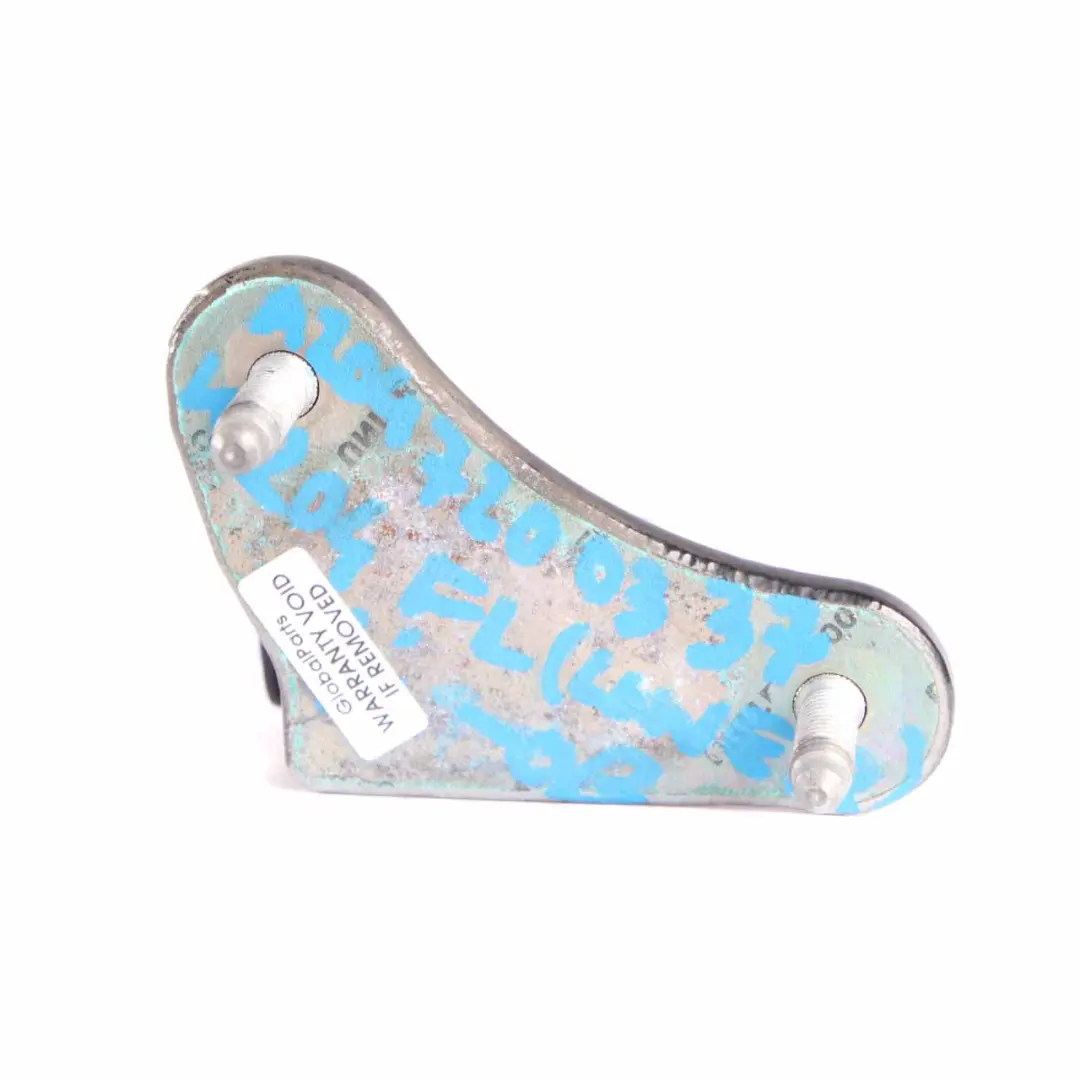 Cerniera Porta Anteriore Sinistra Inferiore Nero Ossidiana 197 per Mercedes W204 con numero di parte A2042700337 Mercedes W204 Cerniera Porta Anteriore Sinistra Inferiore Nero Ossidiana 197 - SKU A2047200337-OB - Numero di parte A2042700337