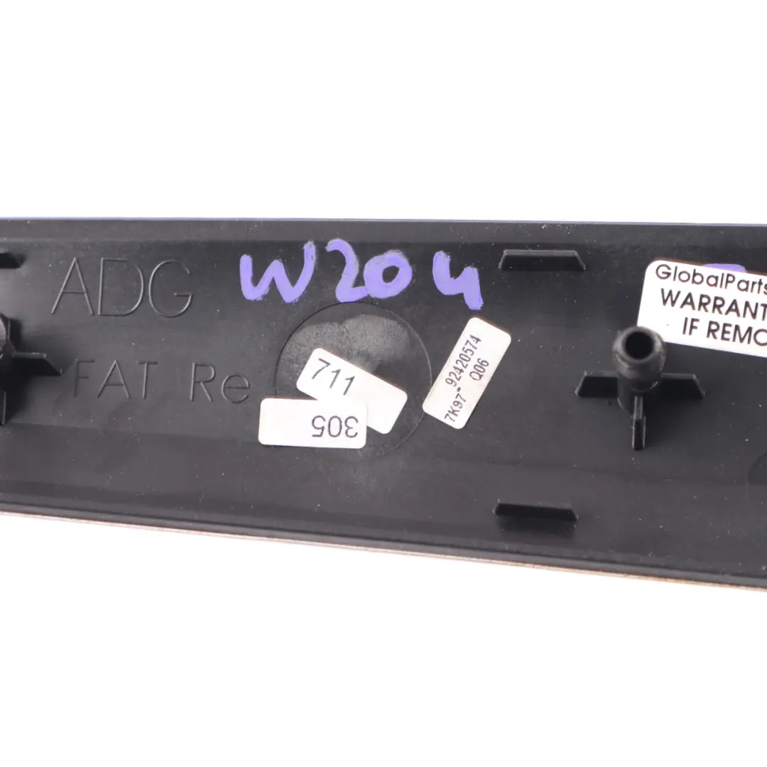 Mercedes W204 Garniture Intérieure Porte Avant Droite En Aluminium - SKU A2047200422-1 - Numéro de pièce A2047200422