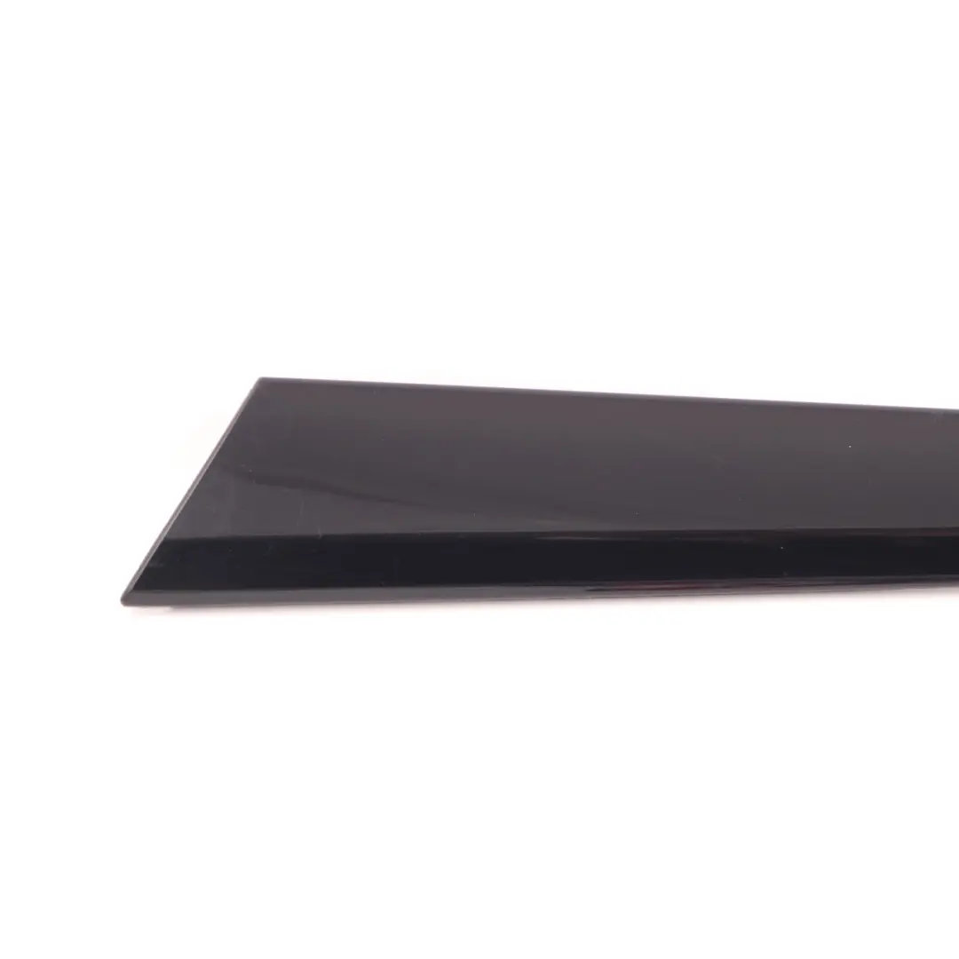  Door Trim Mercedes W204 Front Right Strip Cover Panel Classic Piano - SKU A2047200622 - Part number A2047200622