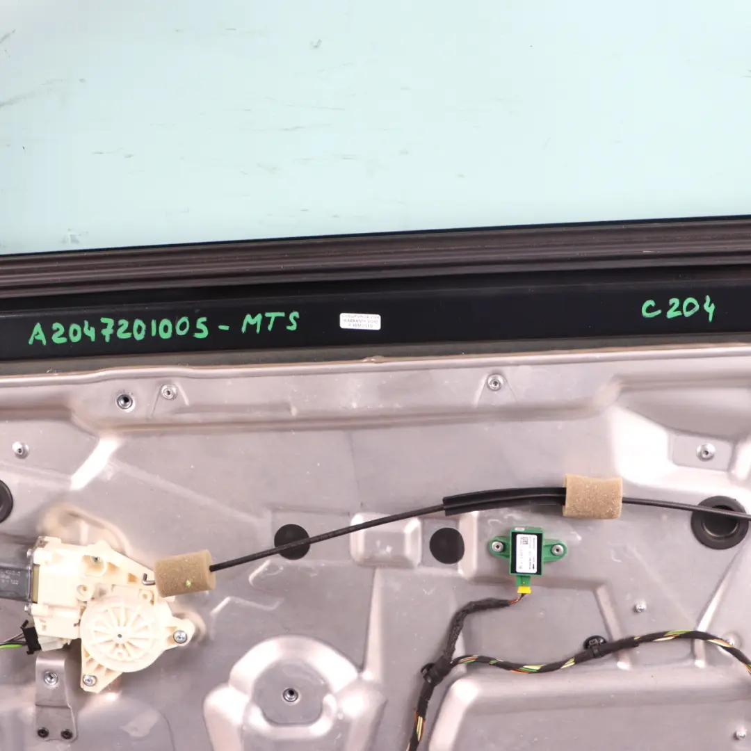 Door Front Mercedes C204 W204 Coupe Right O/S Magnetite Black Metallic - 183 to with Part number A2047201005 Door Front Mercedes C204 W204 Coupe Right O/S Magnetite Black Metallic - 183 - SKU A2047201005-MTS - Part number A2047201005