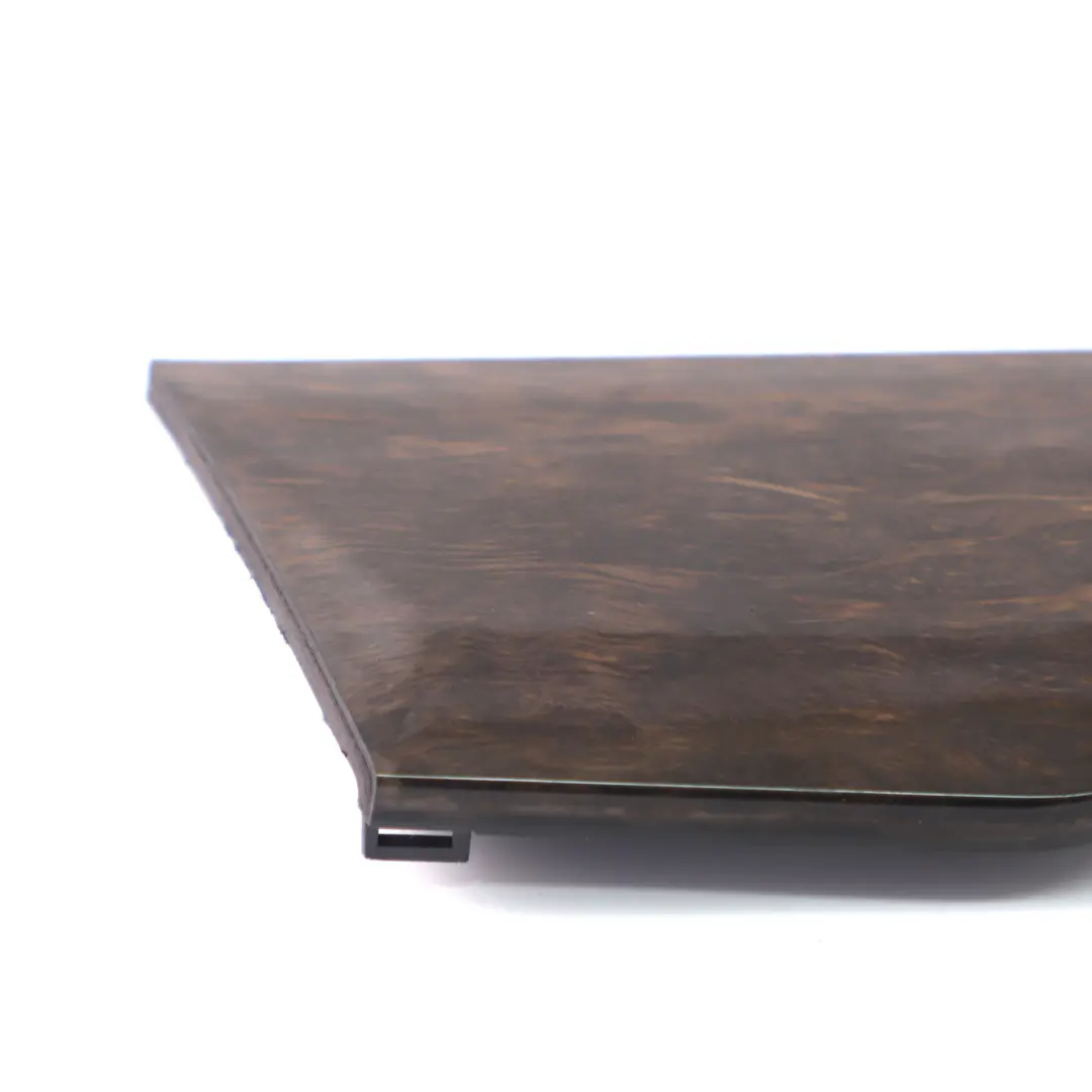 Puerta Delantera Mercedes W204 Tapa Izquierda Tira Madera para con número de pieza A2047201322 Puerta Delantera Mercedes W204 Tapa Izquierda Tira Madera - SKU A2047201322 - Número de pieza A2047201322