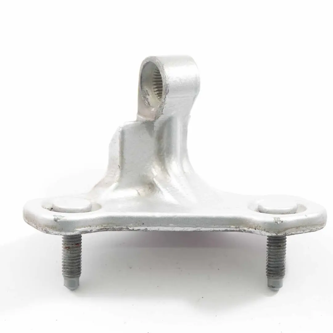 Charnière de porte avant droite supérieure Iridium Silver 775 pour Mercedes W212 à propos du numéro de pièce A2047201637 Mercedes W212 Charnière de porte avant droite supérieure Iridium Silver 775 - SKU A2047201637-IRS - Numéro de pièce A2047201637