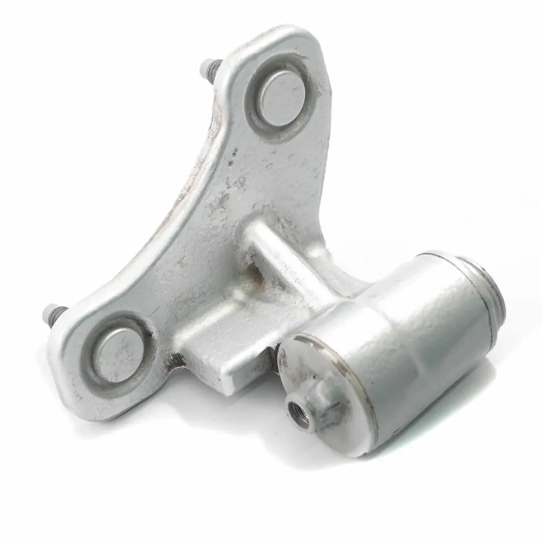 Bisagra Puerta Delantera Izquierda Inferior Iridium Silver 775 para Mercedes W212 con número de pieza A2047201737 Mercedes W212 Bisagra Puerta Delantera Izquierda Inferior Iridium Silver 775 - SKU A2047201737-IRS - Número de pieza A2047201737