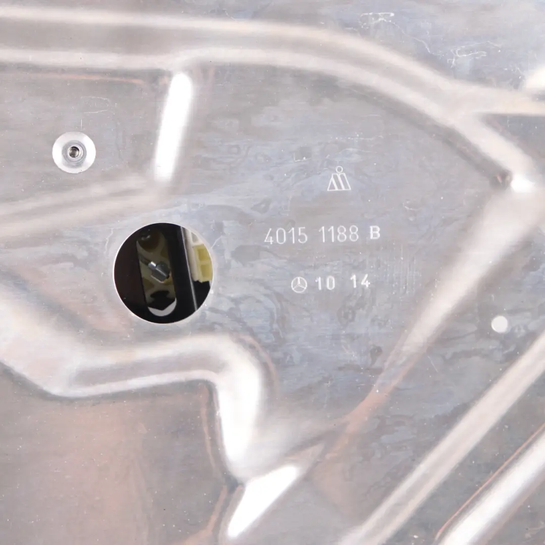 Lève-vitre Mercedes C204 Coupé Avant Gauche Panneau Moteur Régulateur de Vitres pour à propos du numéro de pièce A2047202979 Lève-vitre Mercedes C204 Coupé Avant Gauche Panneau Moteur Régulateur de Vitres - SKU A2047202979 - Numéro de pièce A2047202979