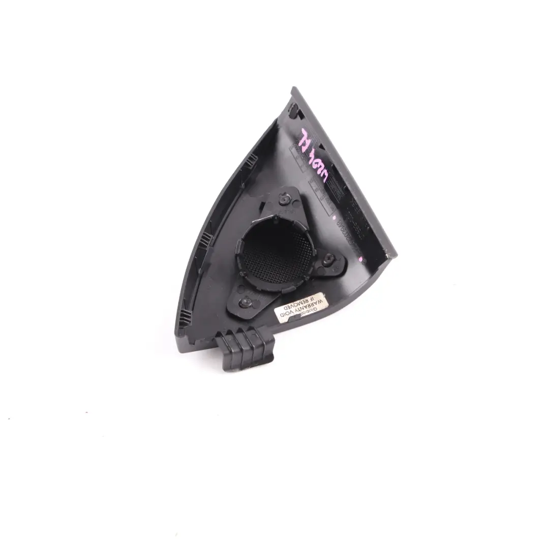 Abdeckung Hochtöner Lautsprecher vorne links Türverkleidung für Mercedes W204 mit Teilenummer A2047203948 Mercedes W204 Abdeckung Hochtöner Lautsprecher vorne links Türverkleidung - SKU A2047203948 - Teilenummer A2047203948