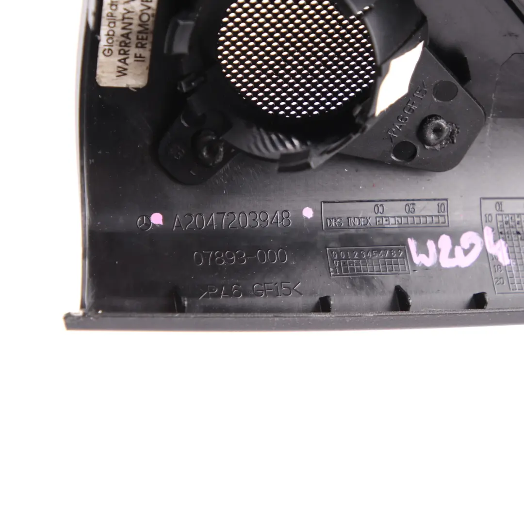 Abdeckung Hochtöner Lautsprecher vorne links Türverkleidung für Mercedes W204 mit Teilenummer A2047203948 Mercedes W204 Abdeckung Hochtöner Lautsprecher vorne links Türverkleidung - SKU A2047203948 - Teilenummer A2047203948