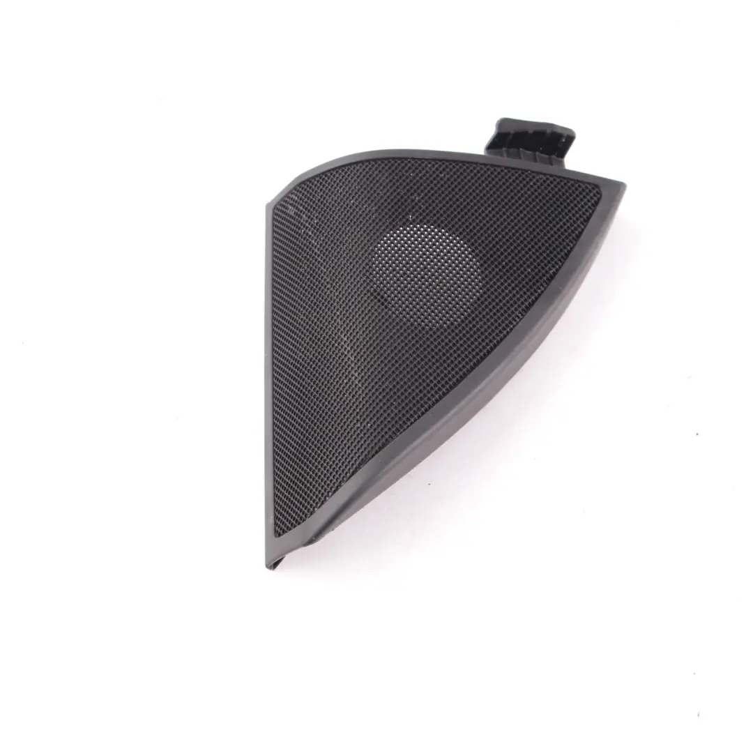 Tapa Altavoz Tweeter Delantero Derecho Panel Embellecedor Puerta para Mercedes W204 con número de pieza A2047204048 Mercedes W204 Tapa Altavoz Tweeter Delantero Derecho Panel Embellecedor Puerta - SKU A2047204048 - Número de pieza A2047204048