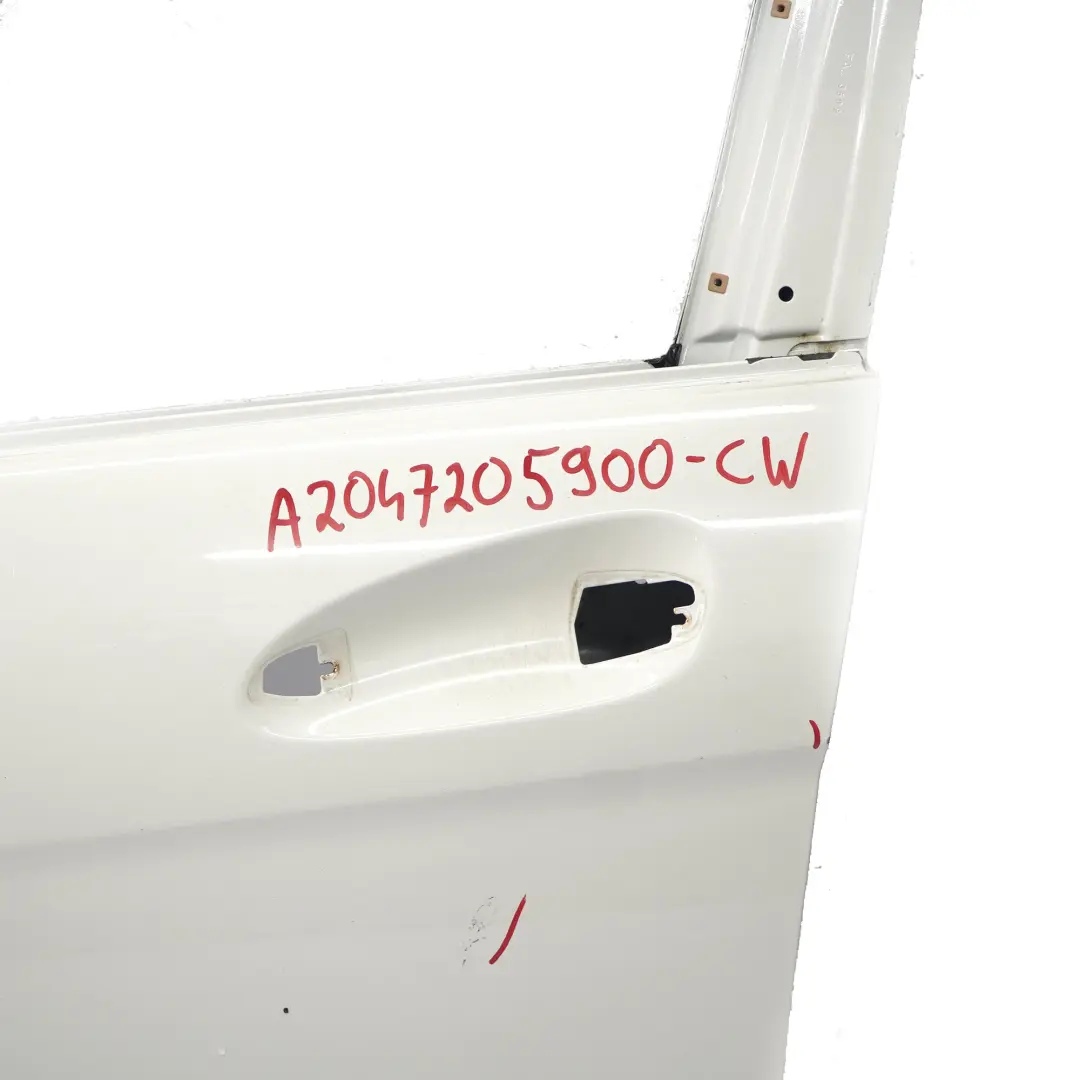 Pannello porta anteriore sinistro Bianco Calcite - 650 per Mercedes W204 con numero di parte A2047205900 Mercedes W204 Pannello porta anteriore sinistro Bianco Calcite - 650 - SKU A2047205900-CW - Numero di parte A2047205900