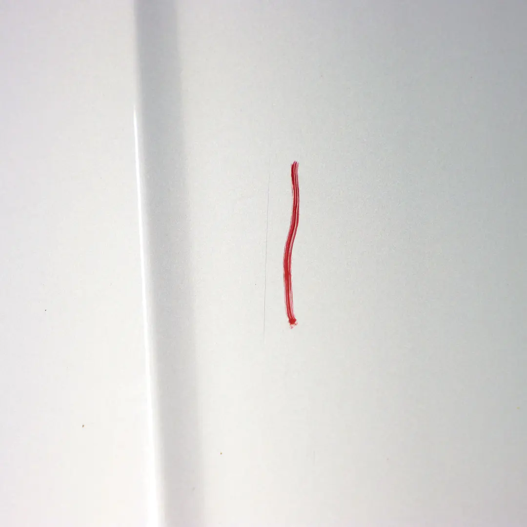 Porta anteriore sinistra Iridium Silver Metallic - 775 per Mercedes W204 con numero di parte A2047205900 Mercedes W204 Porta anteriore sinistra Iridium Silver Metallic - 775 - SKU A2047205900-IRS1 - Numero di parte A2047205900