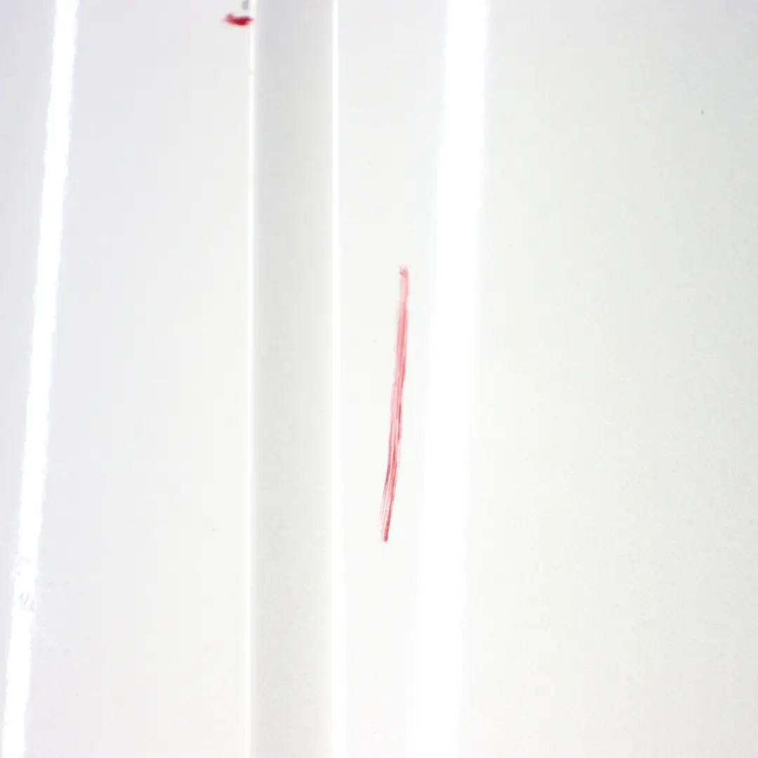 Porta anteriore sinistra Iridium Silver Metallic - 775 per Mercedes W204 con numero di parte A2047205900 Mercedes W204 Porta anteriore sinistra Iridium Silver Metallic - 775 - SKU A2047205900-IRS1 - Numero di parte A2047205900