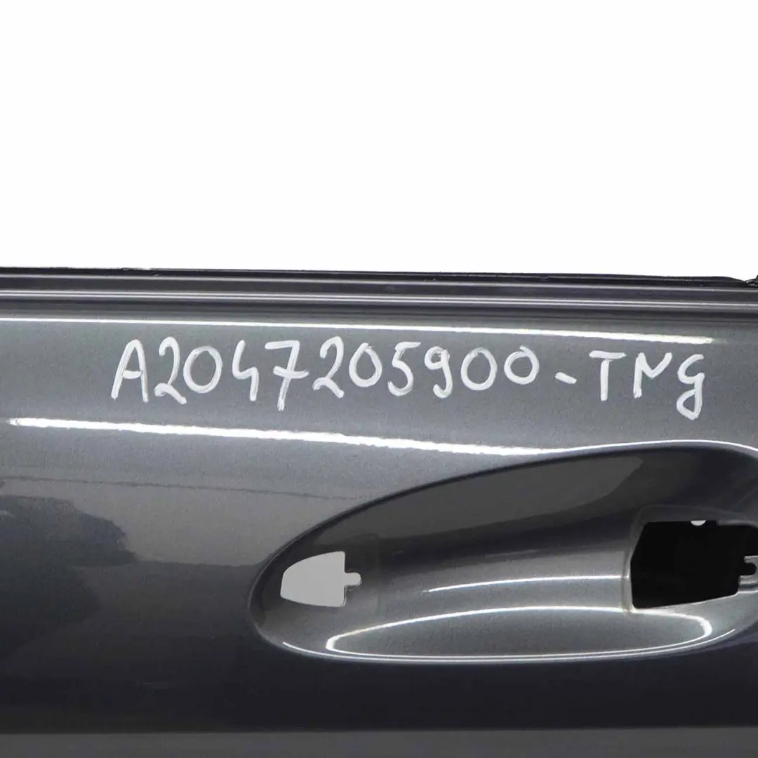 Mercedes W204 Puerta Delantera Izquierda Revestimiento Gris Tenorita - 755 - SKU A2047205900-TNG - Número de pieza A2047205900