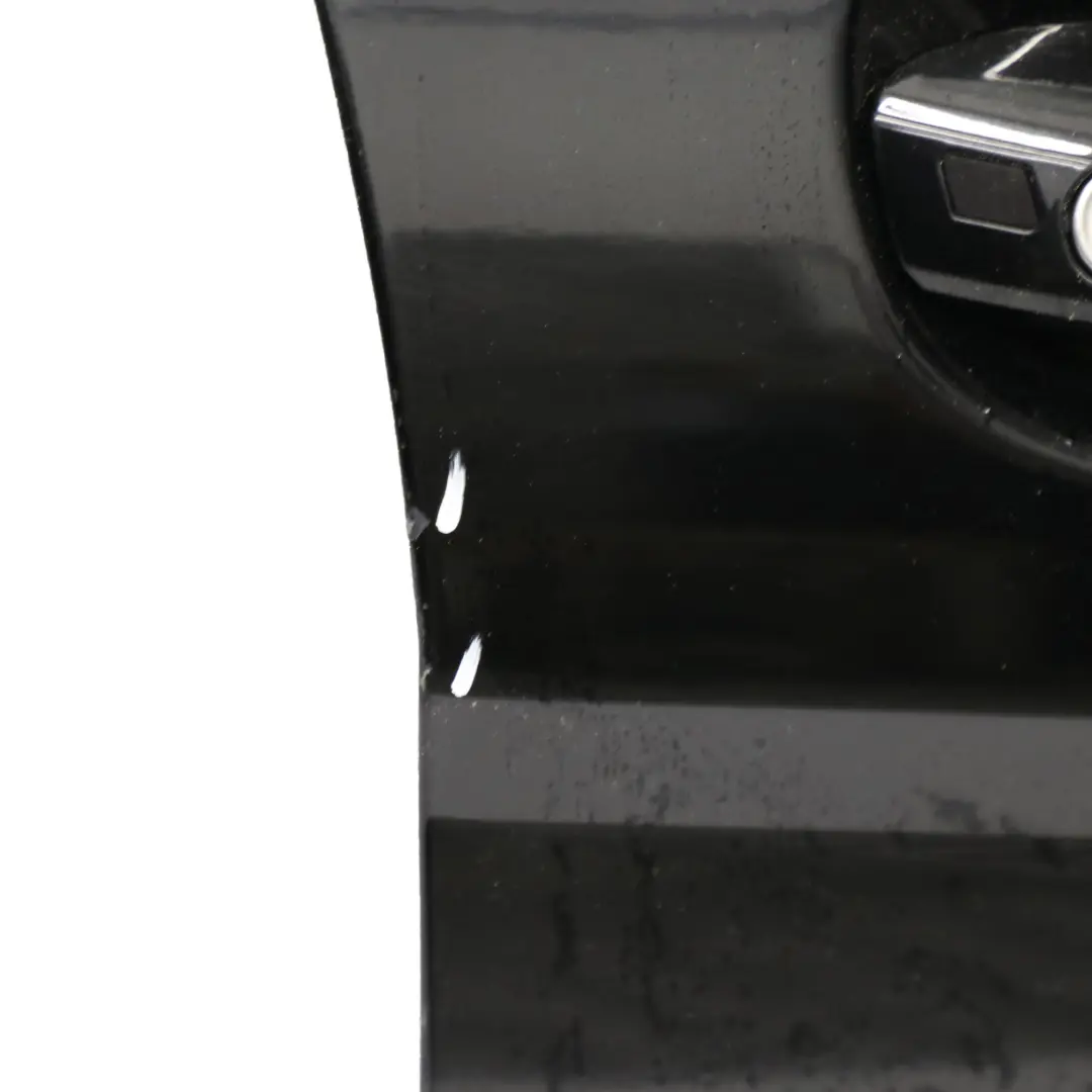 Tür vorne rechts Verkleidung Schwarz - 040 für Mercedes W204 mit Teilenummer A2047206000 Mercedes W204 Tür vorne rechts Verkleidung Schwarz - 040 - SKU A2047206000-BLA - Teilenummer A2047206000