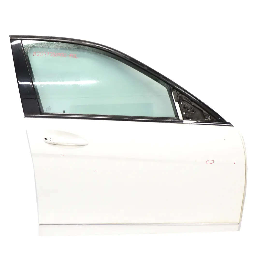 Puerta Delantera Derecha Blanco Polar - 149 para Mercedes W204 con número de pieza A2047206000 Mercedes W204 Puerta Delantera Derecha Blanco Polar - 149 - SKU A2047206000-POL - Número de pieza A2047206000