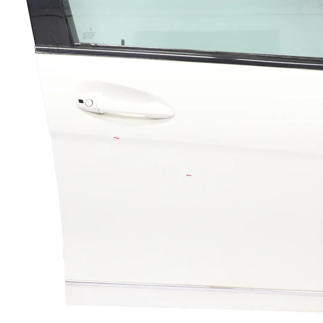 Puerta Delantera Derecha Blanco Polar - 149 para Mercedes W204 con número de pieza A2047206000 Mercedes W204 Puerta Delantera Derecha Blanco Polar - 149 - SKU A2047206000-POL - Número de pieza A2047206000