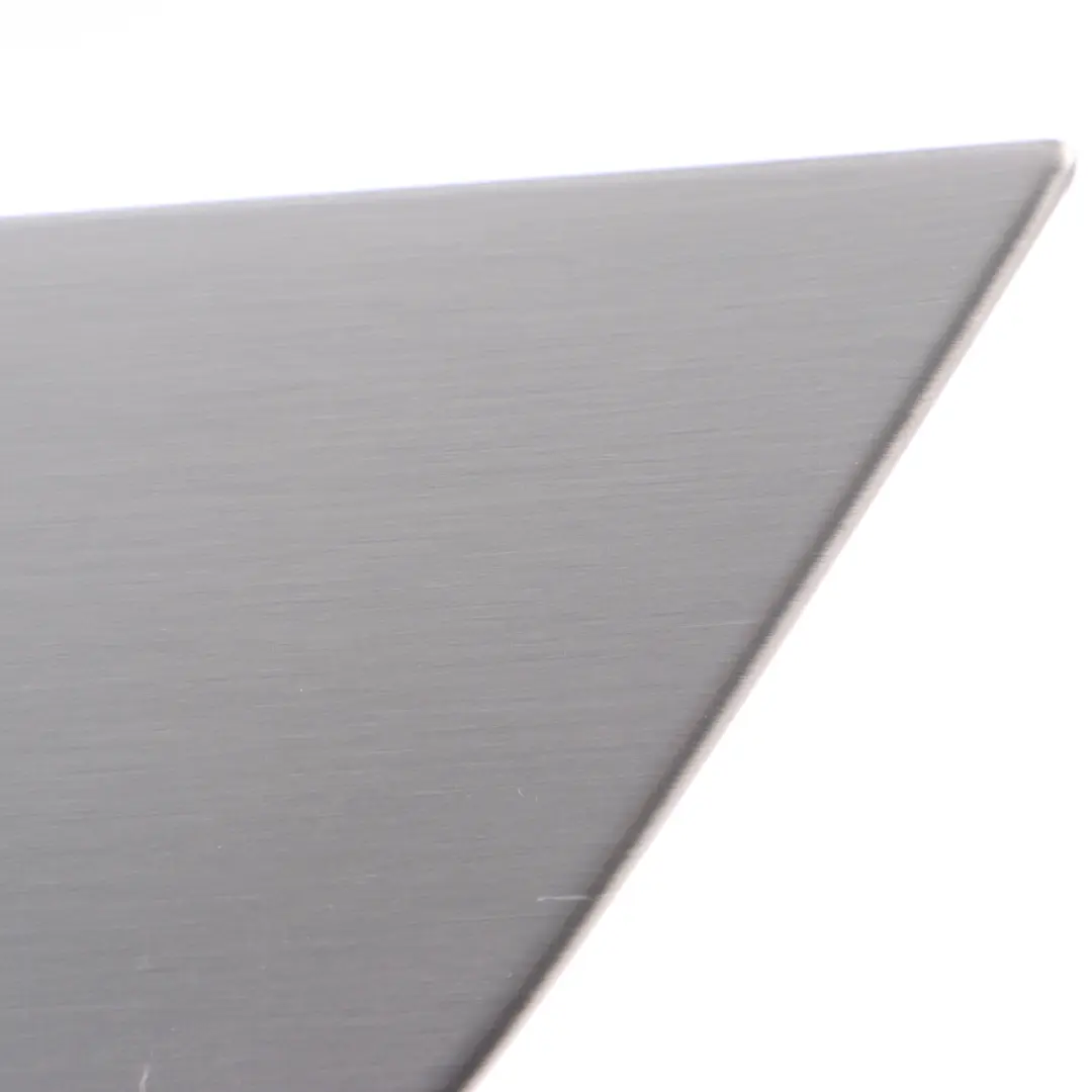 Tarjeta Puerta Delantera Izquierda Cubierta Panel Alu para Mercedes C204 con número de pieza A2047206122 Mercedes C204 Tarjeta Puerta Delantera Izquierda Cubierta Panel Alu - SKU A2047206122 - Número de pieza A2047206122