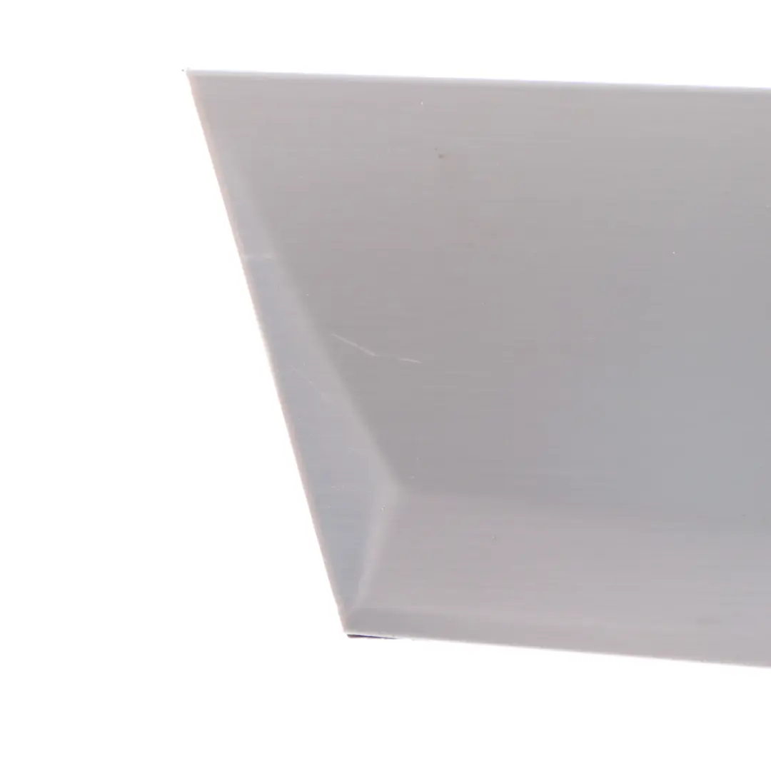 Striscia Porta Anteriore Sinistra Pannello Alluminio per Mercedes W204 con numero di parte A2047206180 Mercedes W204 Striscia Porta Anteriore Sinistra Pannello Alluminio - SKU A2047206180 - Numero di parte A2047206180