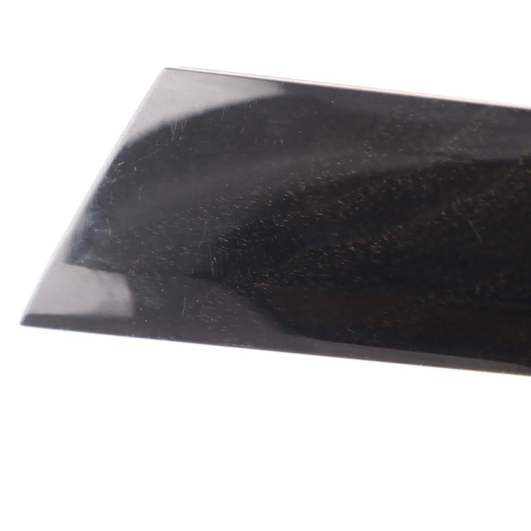 Tira de puerta delantera Interior Decoración Madera para Mercedes W204 con número de pieza A2047209222 Mercedes W204 Tira de puerta delantera Interior Decoración Madera - SKU A2047209222 - Número de pieza A2047209222