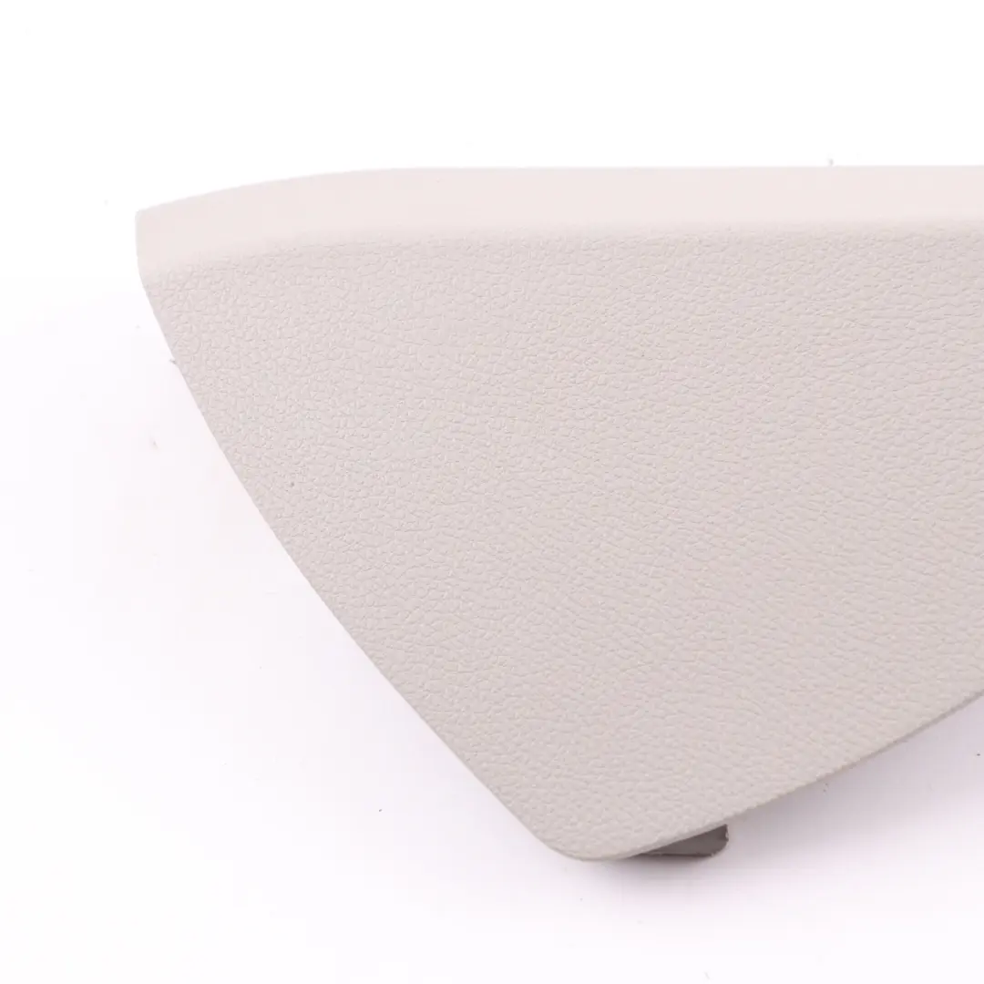 Tapa de la Tarjeta de Puerta Panel Delantero Izquierdo para Mercedes W204 con número de pieza A2047231108 Mercedes W204 Tapa de la Tarjeta de Puerta Panel Delantero Izquierdo - SKU A2047231108-1 - Número de pieza A2047231108