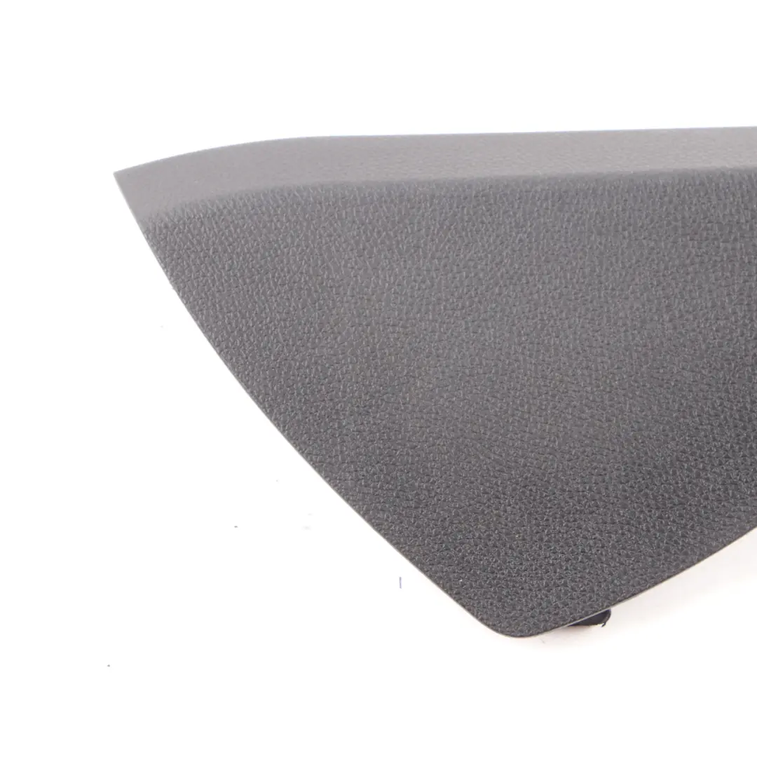 Mercedes W204 Tapa Tarjeta Puerta Panel Delantero Izquierdo Negro - SKU A2047231108 - Número de pieza A2047231108