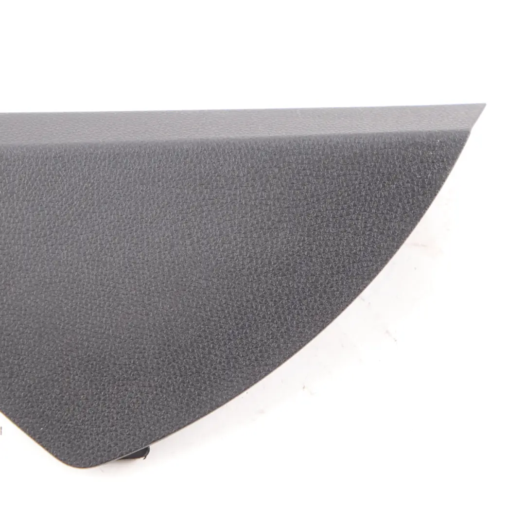 Mercedes W204 Tapa Tarjeta Puerta Panel Delantero Izquierdo Negro - SKU A2047231108 - Número de pieza A2047231108