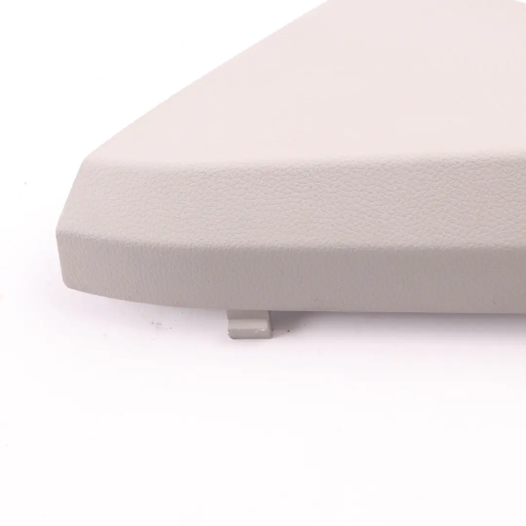 Coperchio scheda porta rivestimento anteriore destro per Mercedes W204 con numero di parte A2047231208 Mercedes W204 Coperchio scheda porta rivestimento anteriore destro - SKU A2047231208-1 - Numero di parte A2047231208