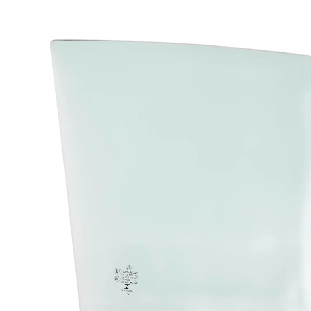 Puerta Ventana Vidrio Delantero Derecho Acristalamiento AS2 Coupe para Mercedes W204 con número de pieza A2047250600 Mercedes W204 Puerta Ventana Vidrio Delantero Derecho Acristalamiento AS2 Coupe - SKU A2047250600 - Número de pieza A2047250600