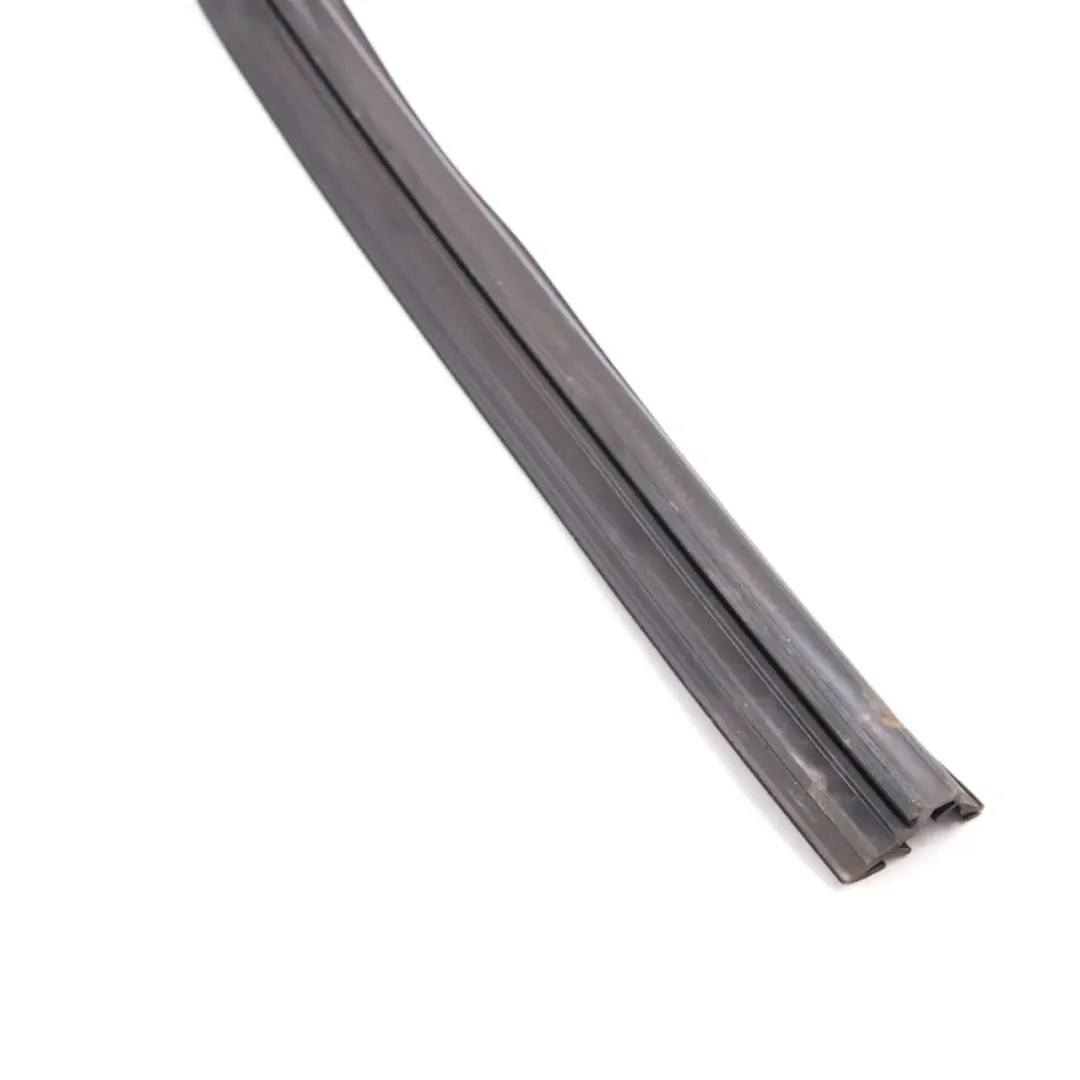 Sello Puerta Ventana Delantera Izquierda Interior Junta para Mercedes W204 con número de pieza A2047251300 Mercedes W204 Sello Puerta Ventana Delantera Izquierda Interior Junta - SKU A2047251300 - Número de pieza A2047251300