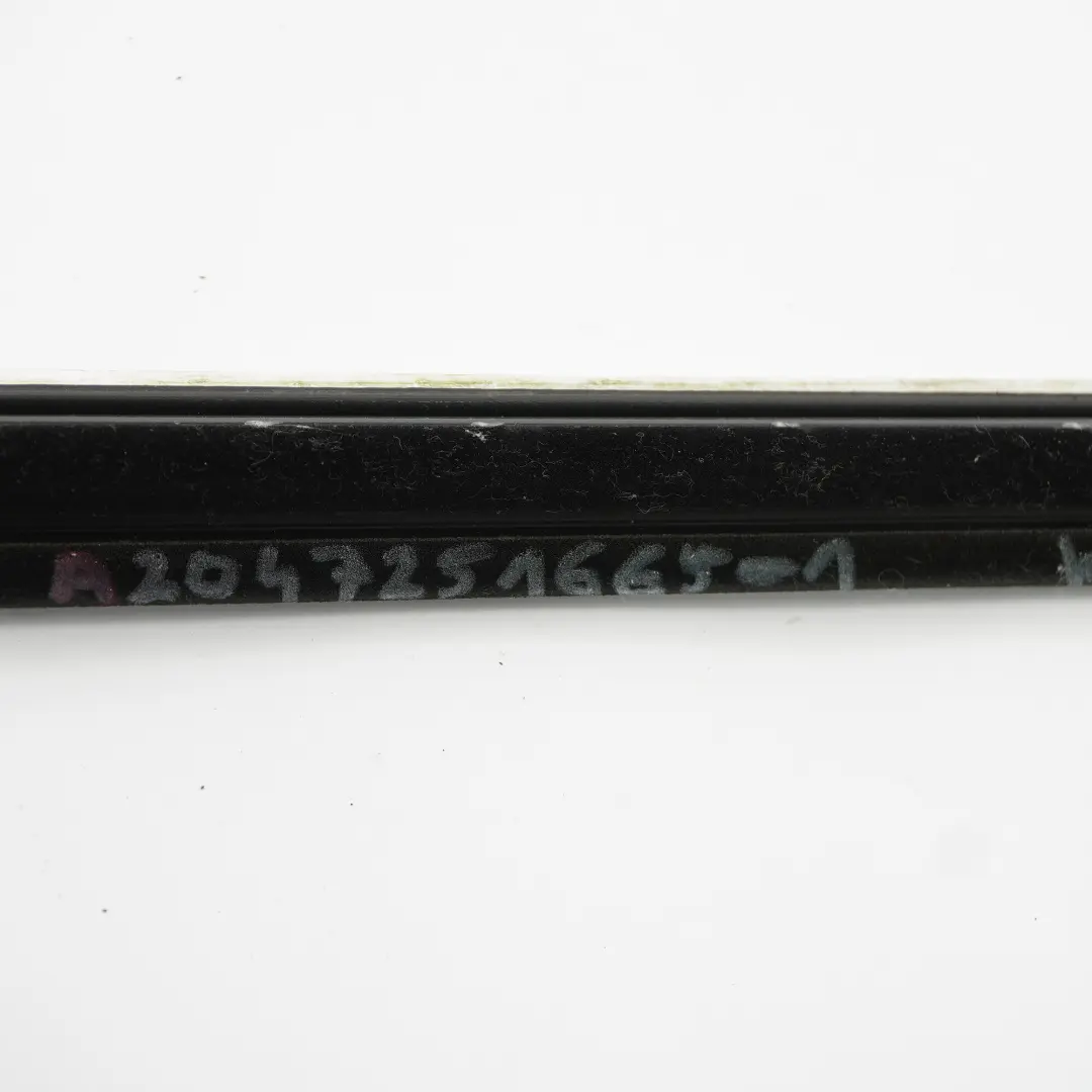 Front Right O/S Door Window Outside Strip Rail Chrome to Mercedes W204 with Part number A2047251665 Mercedes W204 Front Right O/S Door Window Outside Strip Rail Chrome - SKU A2047251665-1 - Part number A2047251665