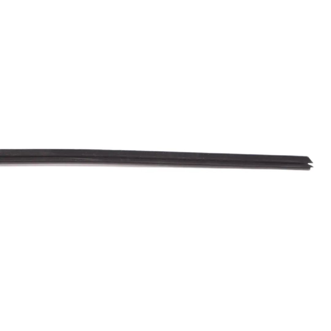 Mercedes W204 Porta Finestrino Guarnizione Tempo Trim Rail Anteriore Destra - SKU A2047252665 - Numero di parte A2047252665
