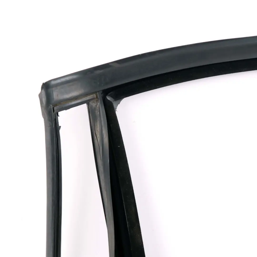 sello ventana trasera izquierda puerta marco sellado para Mercedes W204 con número de pieza A2047300155 Mercedes W204 sello ventana trasera izquierda puerta marco sellado - SKU A2047300155-1 - Número de pieza A2047300155