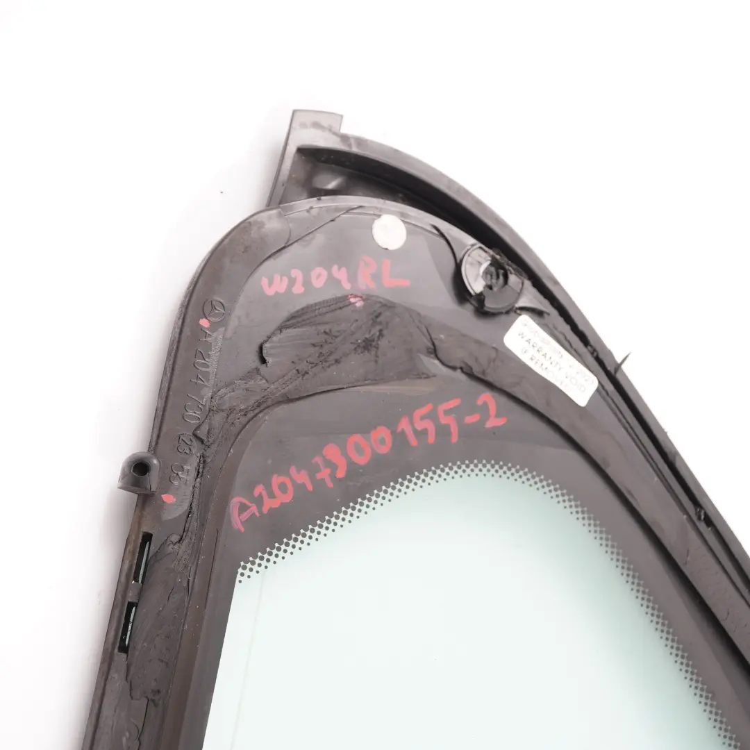 Vitre Arrière Gauche Porte Quartier Vert AS2 pour Mercedes W204 à propos du numéro de pièce A2047300155 Mercedes W204 Vitre Arrière Gauche Porte Quartier Vert AS2 - SKU A2047300155-2 - Numéro de pièce A2047300155