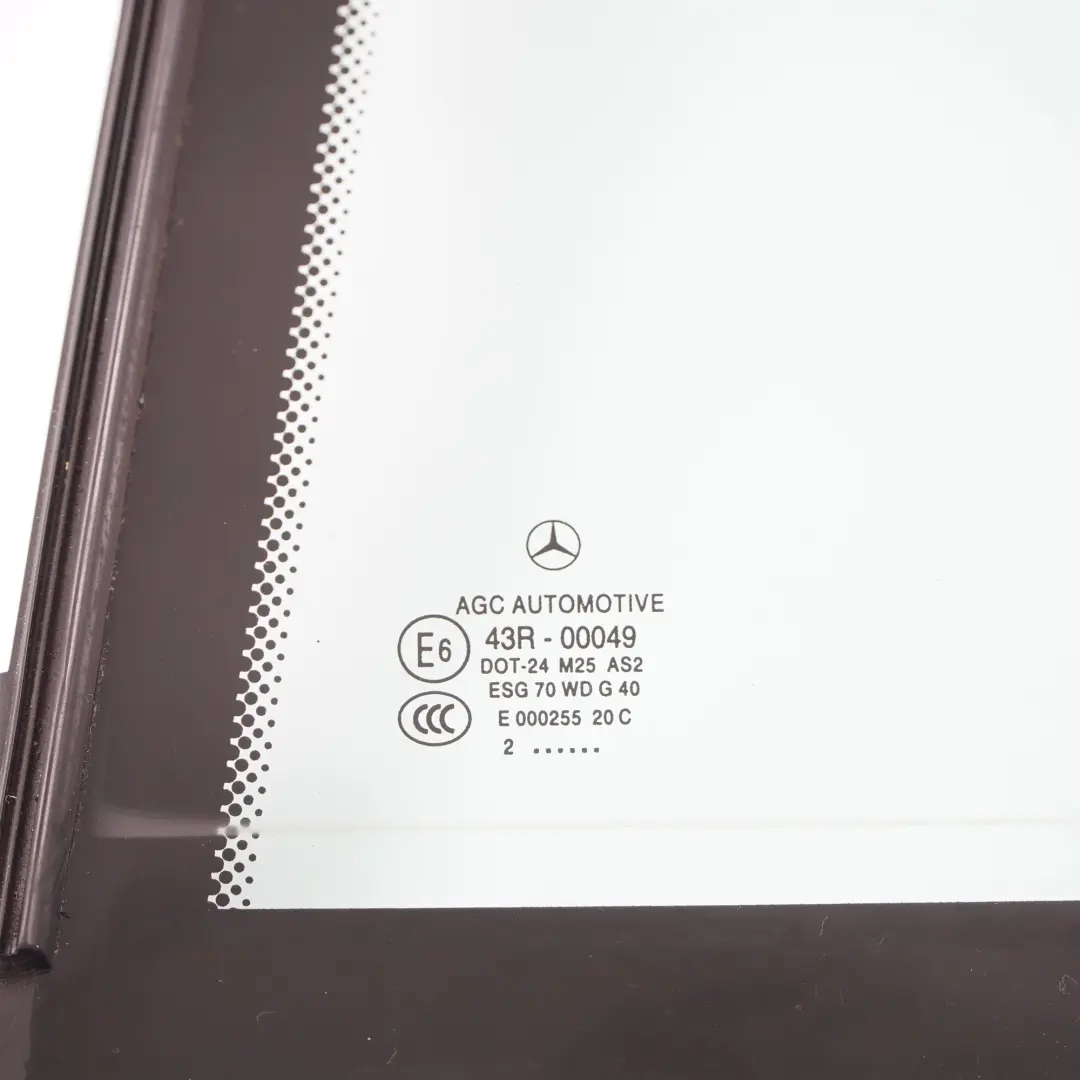 Fensterscheibe Hinten Links Tür Viertel Seite Grün AS2 für Mercedes W204 mit Teilenummer A2047300155 Mercedes W204 Fensterscheibe Hinten Links Tür Viertel Seite Grün AS2 - SKU A2047300155-2 - Teilenummer A2047300155