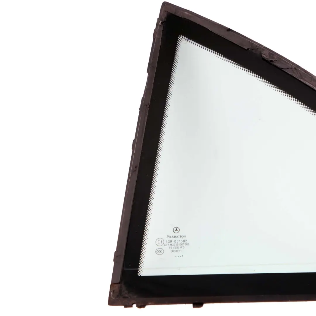 Cristal Trasero Izquierdo Puerta Cuarto Lado Verde AS2 para Mercedes W204 con número de pieza A2047300155 Mercedes W204 Cristal Trasero Izquierdo Puerta Cuarto Lado Verde AS2 - SKU A2047300155 - Número de pieza A2047300155