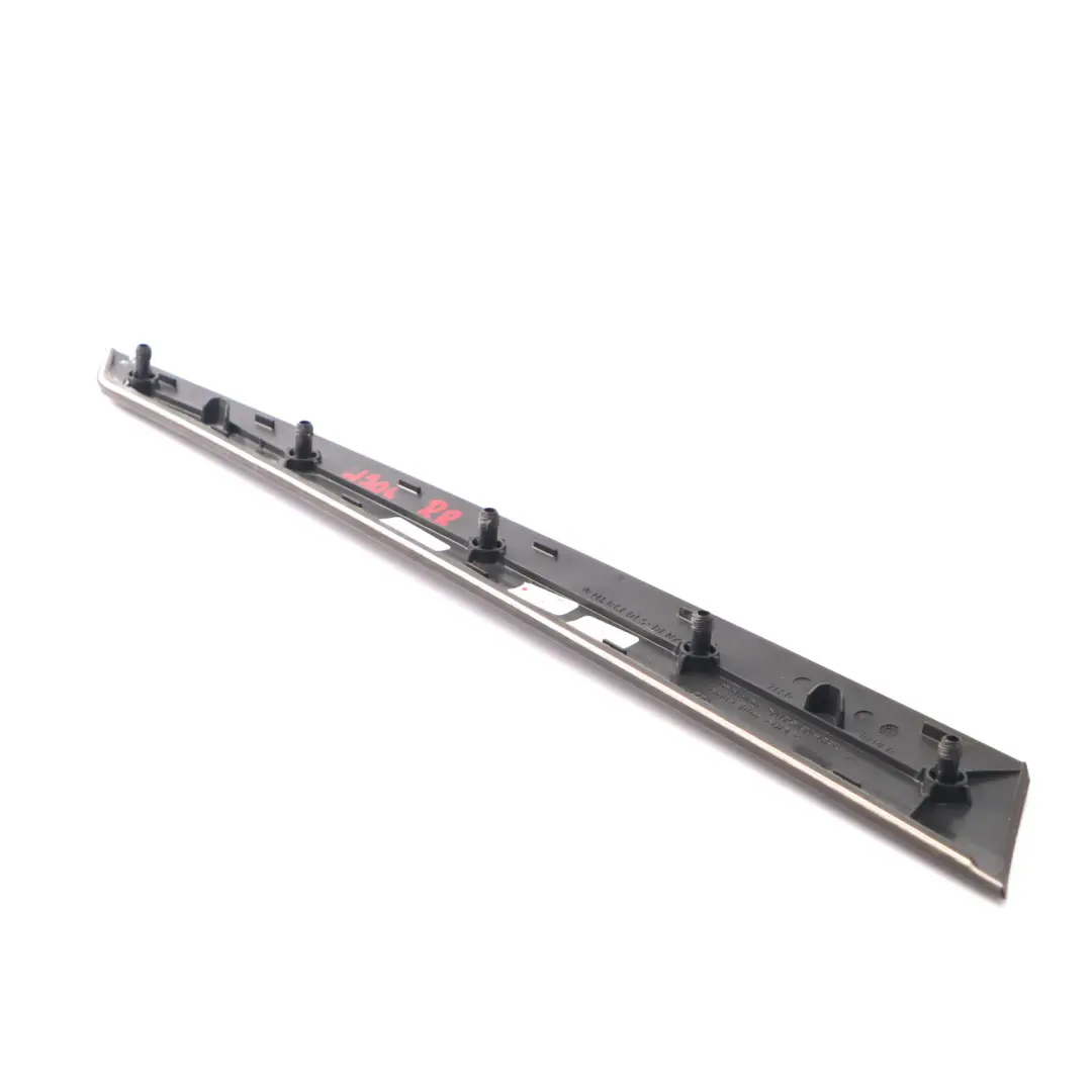 Mercedes W204 Modanatura Posteriore Destra Striscia Eucalipto Legno - SKU A2047300222 - Numero di parte A2047300222