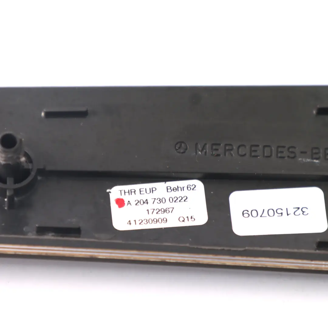 Moldura Puerta Trasera Derecha Tira Madera Eucalipto para Mercedes W204 con número de pieza A2047300222 Mercedes W204 Moldura Puerta Trasera Derecha Tira Madera Eucalipto - SKU A2047300222 - Número de pieza A2047300222