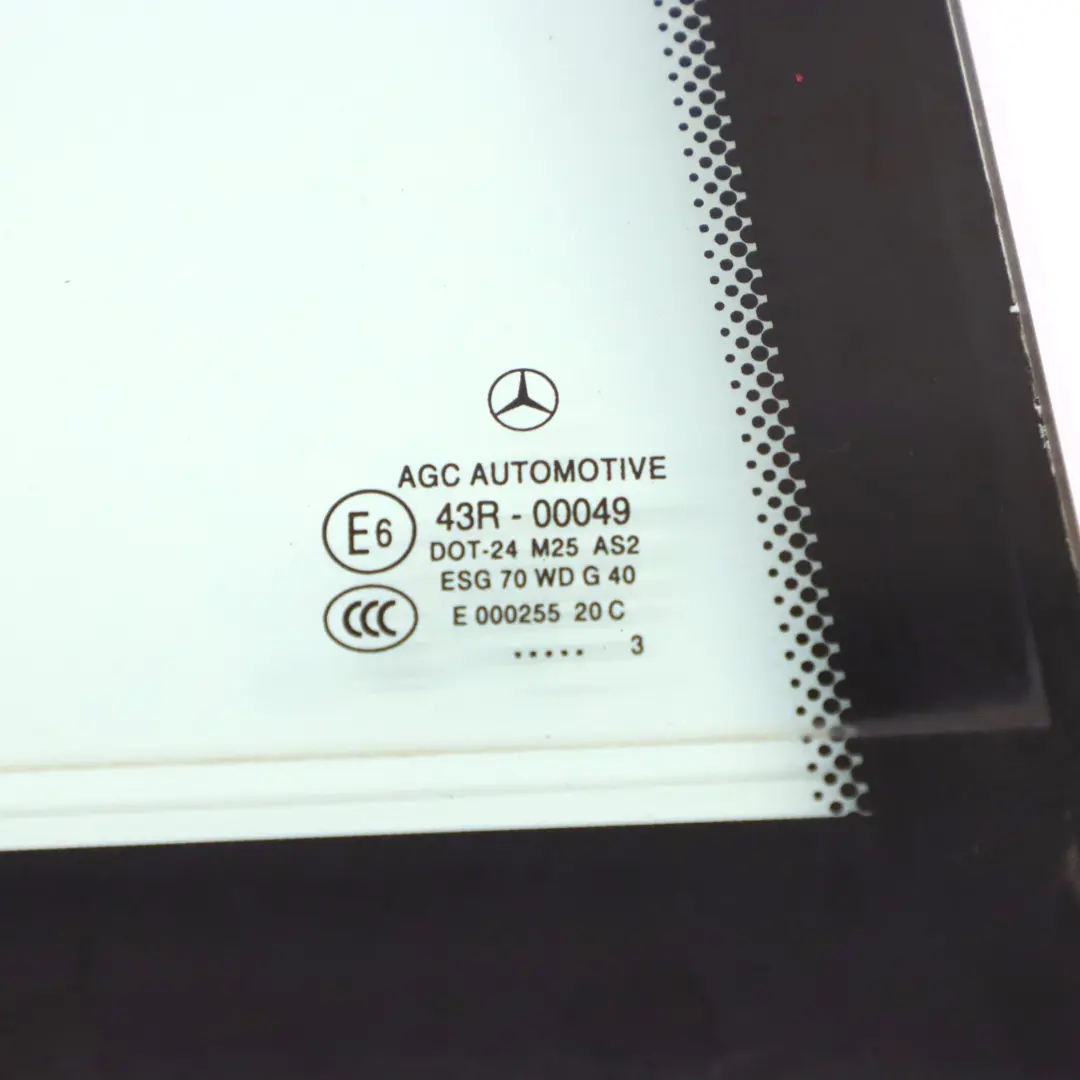 Vetro Porta Posteriore Destra Lato Verde AS2 per Mercedes S204 Estate con numero di parte A2047300455 Mercedes S204 Estate Vetro Porta Posteriore Destra Lato Verde AS2 - SKU A2047300455-1 - Numero di parte A2047300455