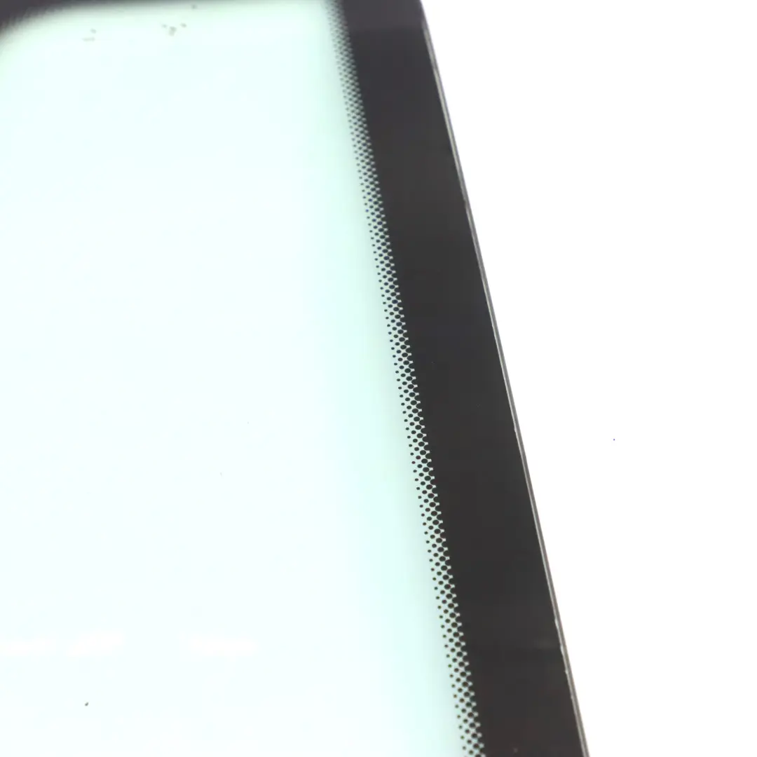 Glace de Porte Arrière Droite Côté Vert AS2 pour Mercedes S204 Estate à propos du numéro de pièce A2047300455 Mercedes S204 Estate Glace de Porte Arrière Droite Côté Vert AS2 - SKU A2047300455-1 - Numéro de pièce A2047300455