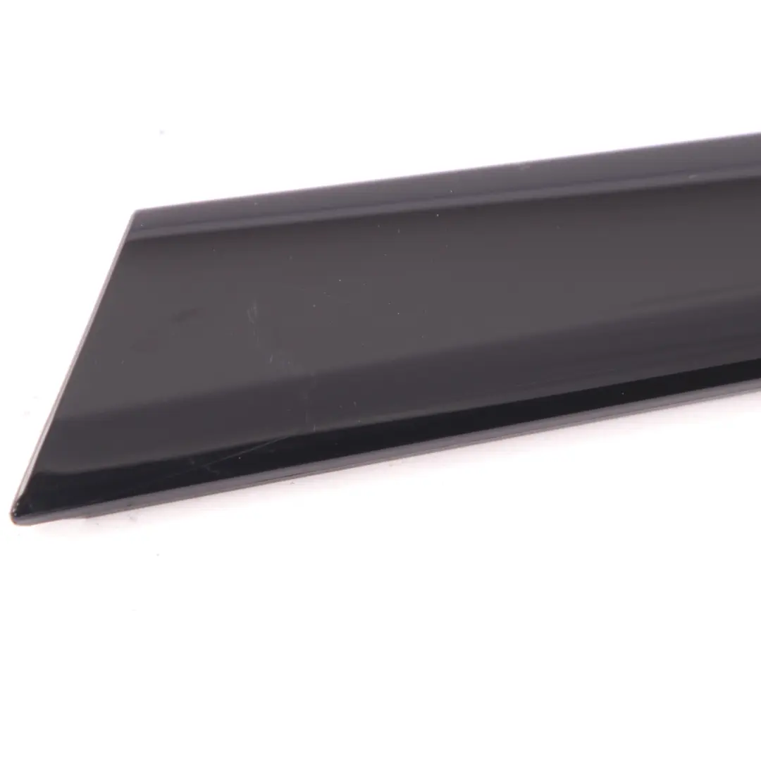 Mercedes W204 Embellecedor Interior Puerta Trasera Derecha Tapa Panel Brillante - SKU A2047300622 - Número de pieza A2047300622
