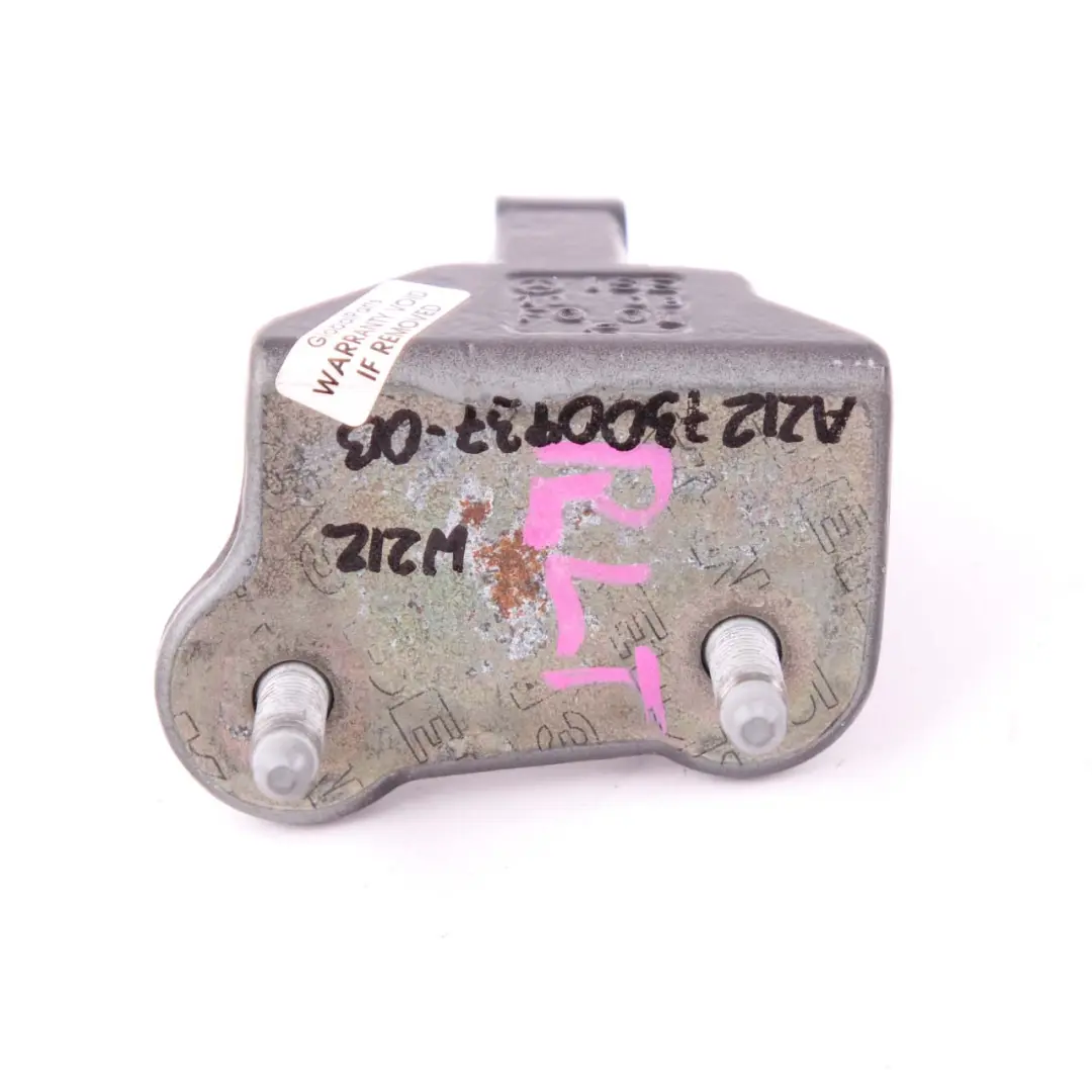 Door Hinge Rear Right O/S Top Upper Obsidian Black 197 to Mercedes W212 with Part number A2047300937 Mercedes W212 Door Hinge Rear Right O/S Top Upper Obsidian Black 197 - SKU A2047300937-OB - Part number A2047300937