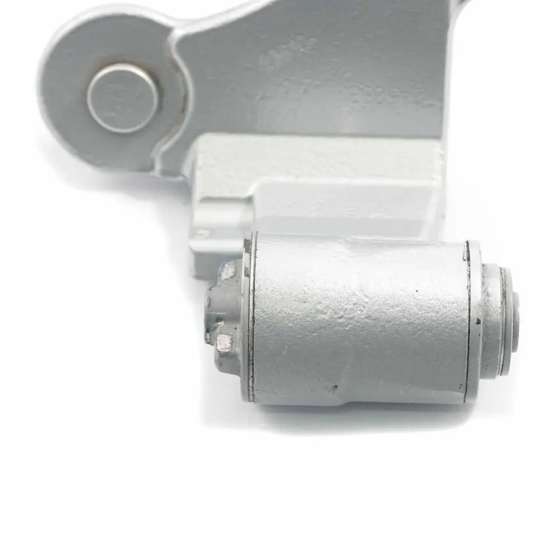 Mercedes W212 Bisagra Puerta Trasera Derecha Inferior Iridium Silver 775 - SKU A2047301337-IRS - Número de pieza A2047301337