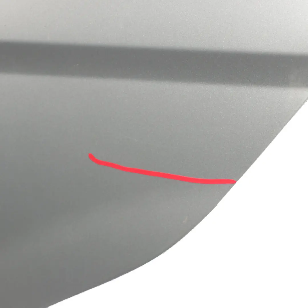 Puerta Trasera Izquierda Clase C Berlina Plata Iridium - 775 para Mercedes W204 con número de pieza A2047302100 Mercedes W204 Puerta Trasera Izquierda Clase C Berlina Plata Iridium - 775 - SKU A2047302100-IRS - Número de pieza A2047302100