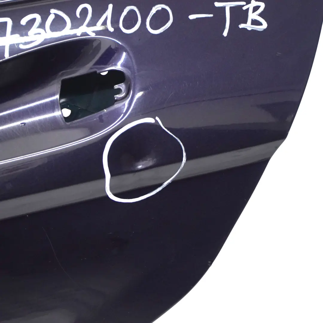 Arrière Gauche Tanzanite Blue Metallic - 359 pour Mercedes W204 Saloon Porte à propos du numéro de pièce A2047302100 Mercedes W204 Saloon Porte Arrière Gauche Tanzanite Blue Metallic - 359 - SKU A2047302100-TB - Numéro de pièce A2047302100
