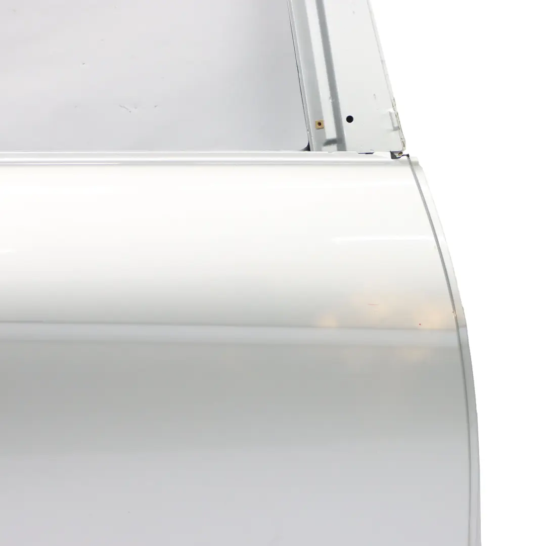 Mercedes W204 Rivestimento posteriore destro Iridium Silver Metallic - 775 - SKU A2047302200-IRS1 - Numero di parte A2047302200
