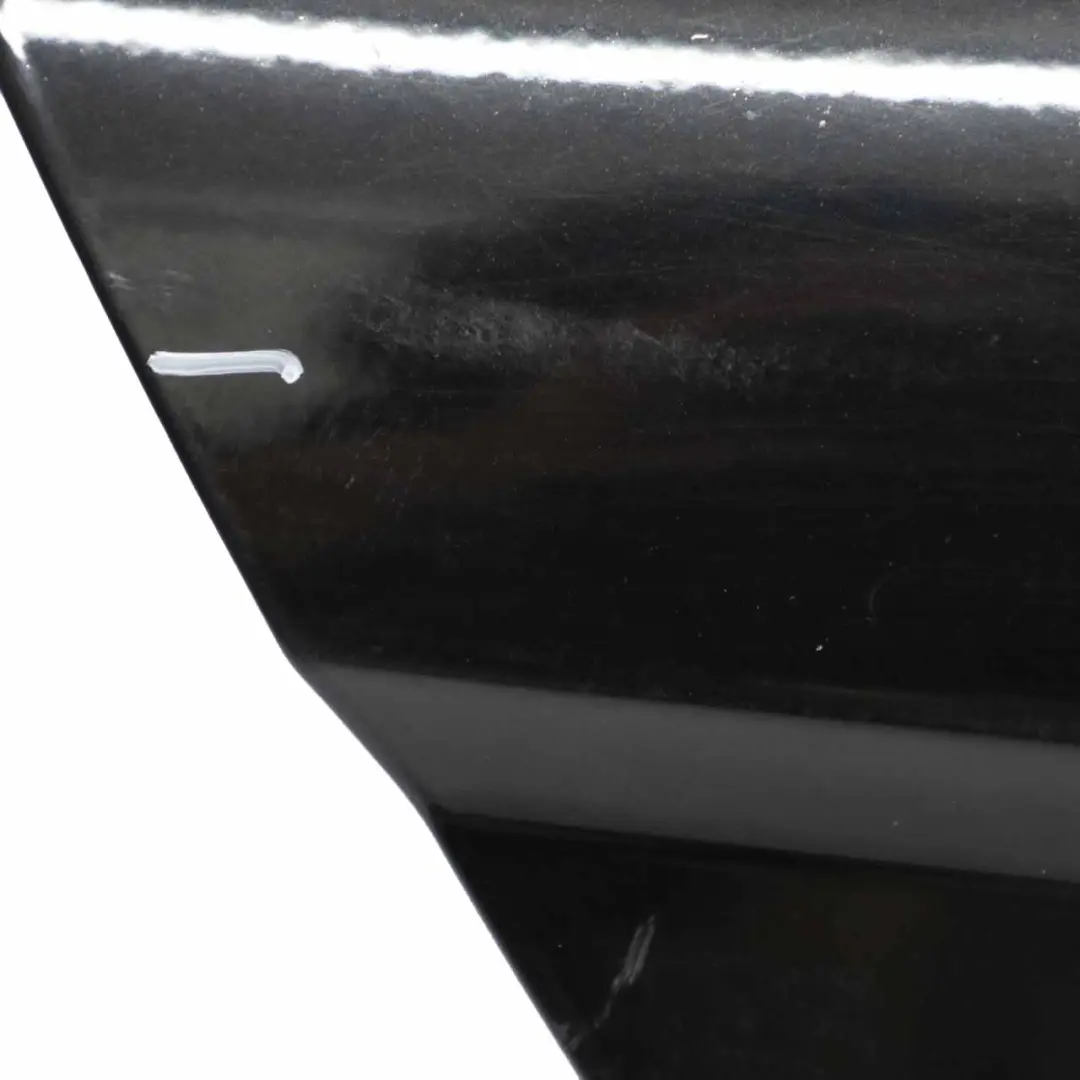 Mercedes W204 Recouvrement de porte arrière droite noir obsidien métallisé - 197 - SKU A2047302200-OB3 - Numéro de pièce A2047302200