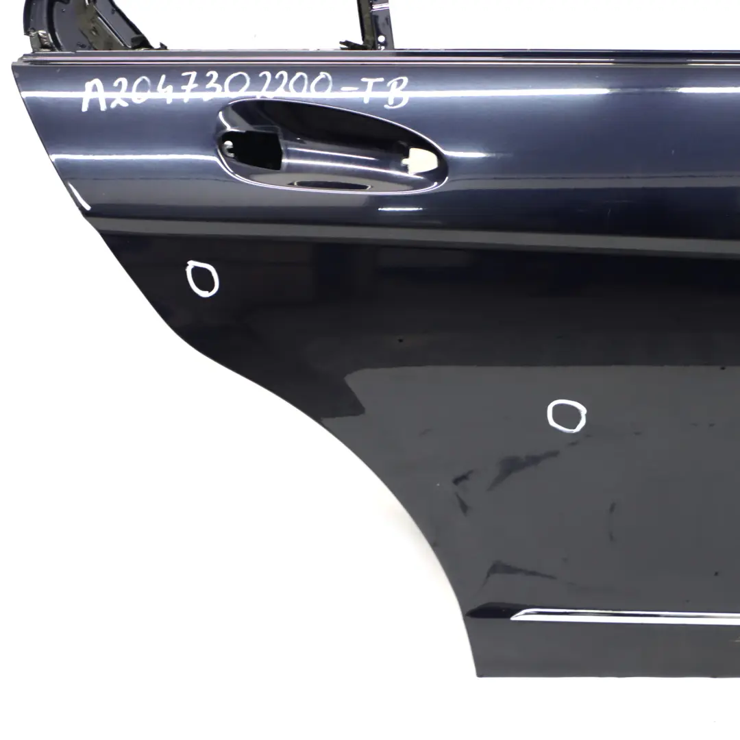 Puerta Trasera Derecha Azul Tanzanita Metalizado - 359 para Mercedes W204 con número de pieza A2047302200 Mercedes W204 Puerta Trasera Derecha Azul Tanzanita Metalizado - 359 - SKU A2047302200-TB - Número de pieza A2047302200