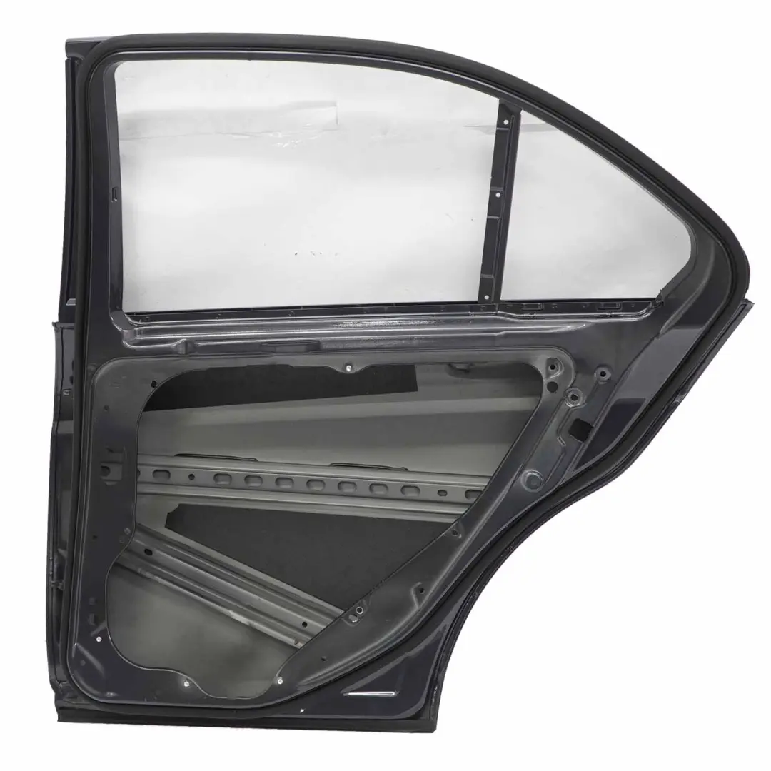 Mercedes W204 Puerta Trasera Derecha Revestimiento Gris Tenorita - 755 - SKU A2047302200-TNG - Número de pieza A2047302200