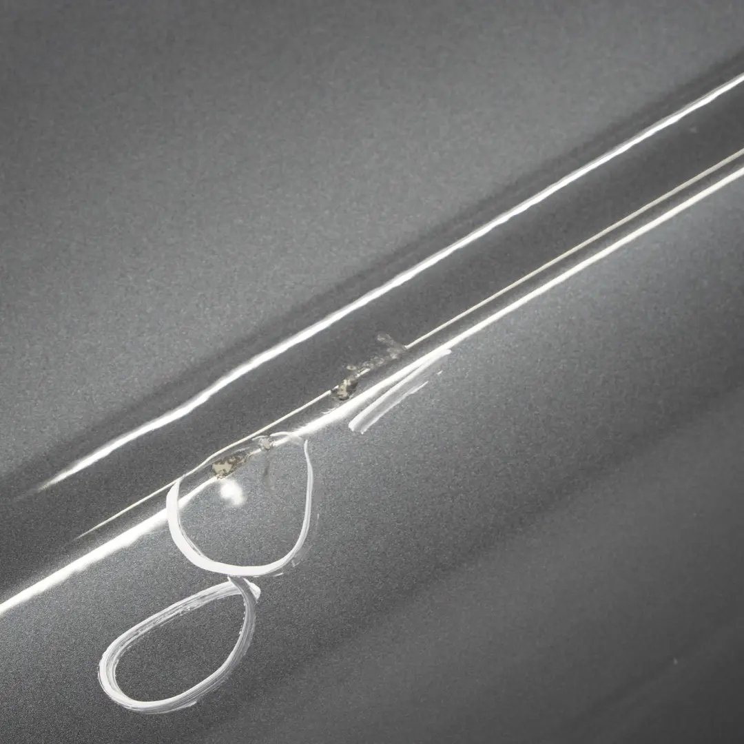 Mercedes W204 Recouvrement de porte arrière droite gris ténorite métallisé - 755 - SKU A2047302200-TNG - Numéro de pièce A2047302200